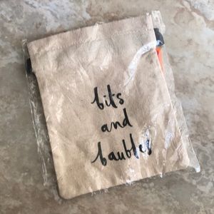 KATE SPADE ♠️ travel pouch